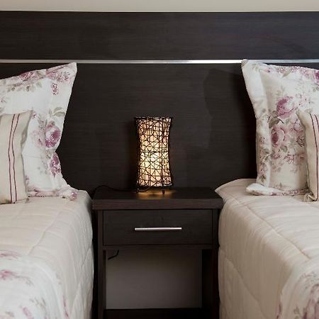 Arami Hotel & Lodge 푸에르토이과수 외부 사진
