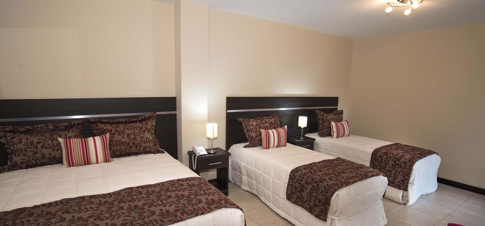 Arami Hotel & Lodge 푸에르토이과수 외부 사진