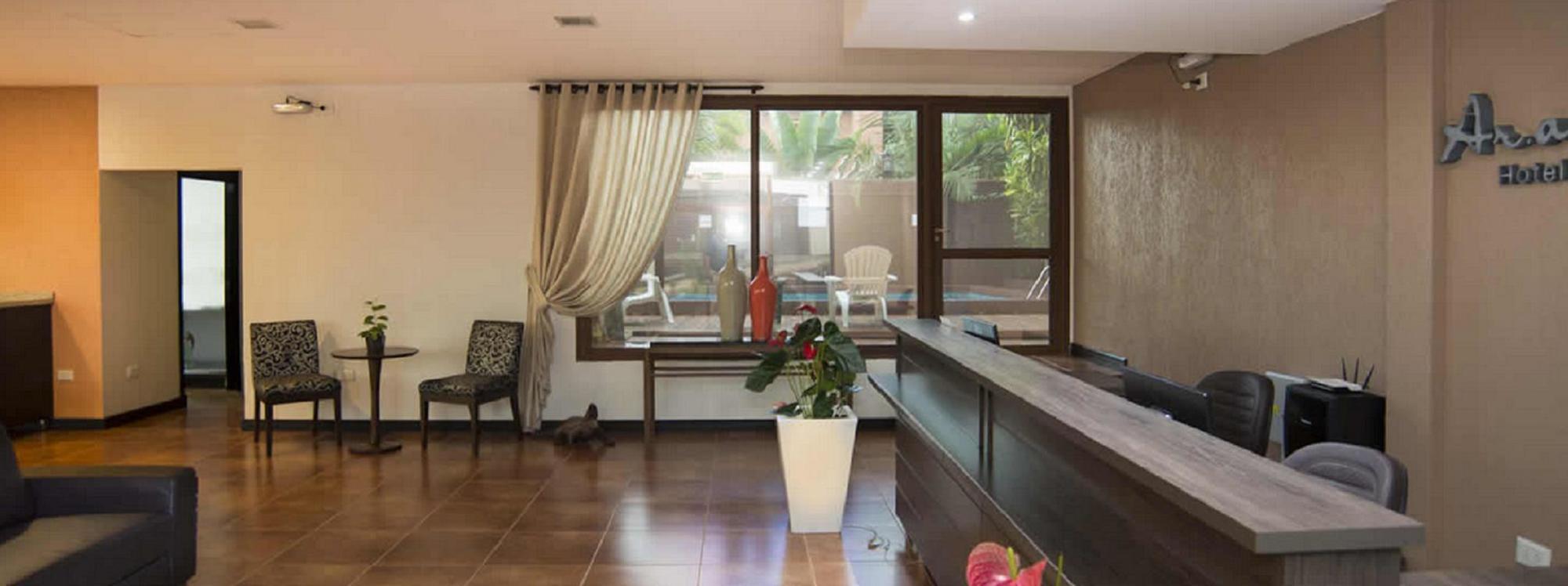 Arami Hotel & Lodge 푸에르토이과수 외부 사진